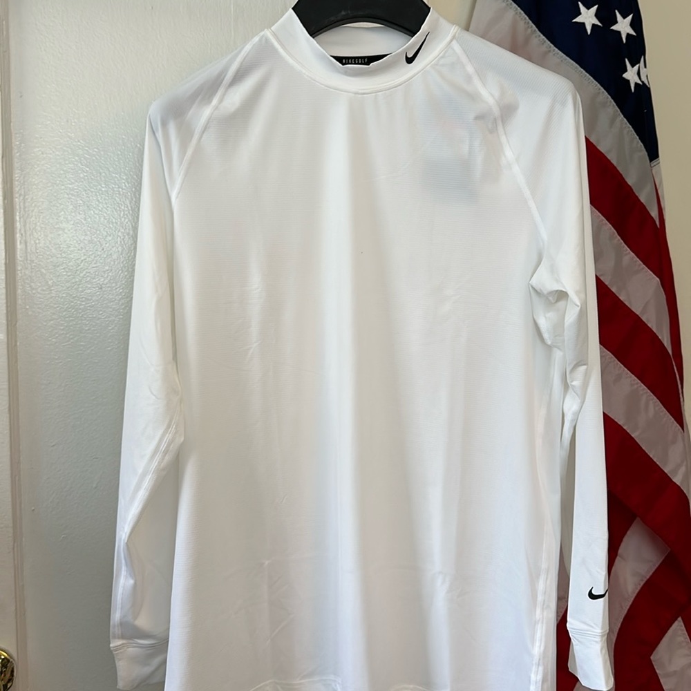 NIKE GOLF TOP